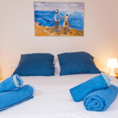 Studio In City Center Next To The Beach مالقة المظهر الخارجي الصورة