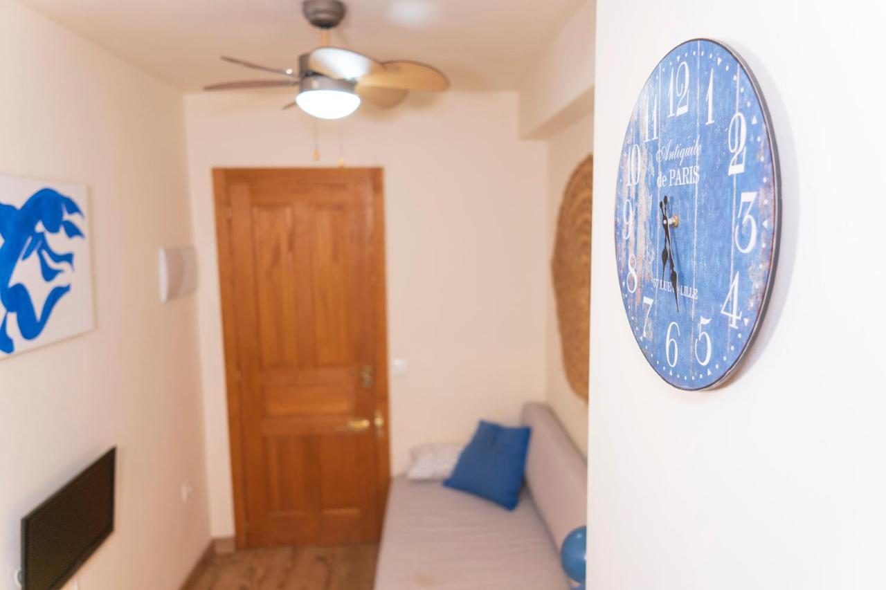 Studio In City Center Next To The Beach مالقة المظهر الخارجي الصورة
